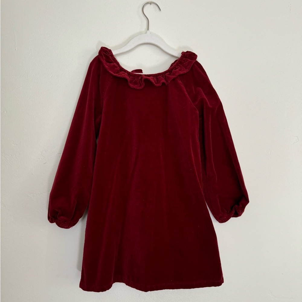HM burgundy velvet dress. Size 6-7.